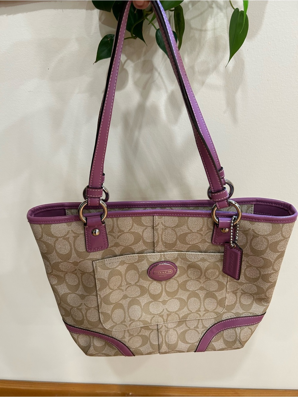 Coach Peyton Signature Heritage Tote EUC
